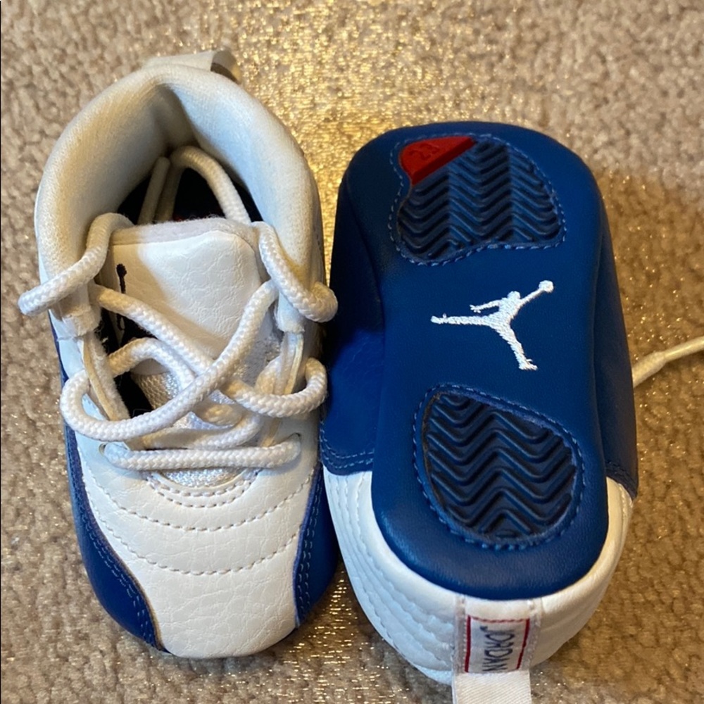 Blue Jordan crib booties